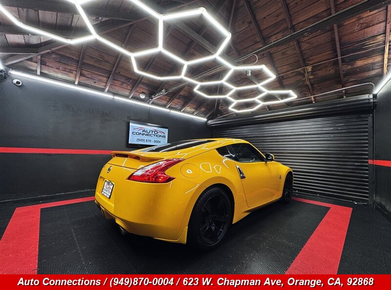2009 Nissan 370Z Touring - Photo 3 - Orange, CA 92868