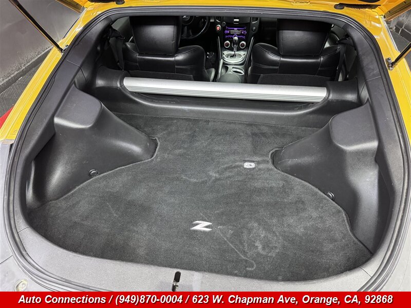 2009 Nissan 370Z Touring - Photo 17 - Orange, CA 92868