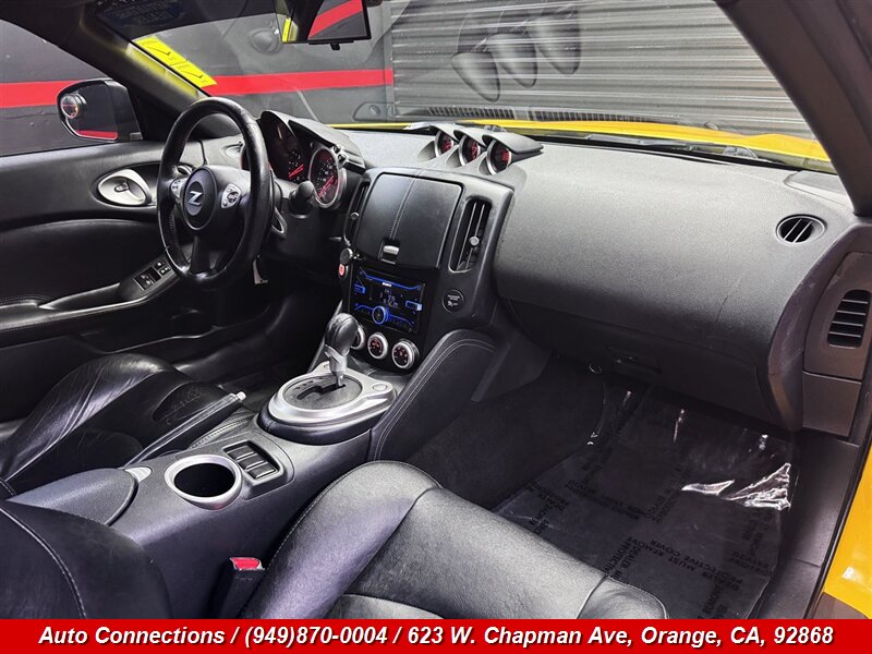 2009 Nissan 370Z Touring - Photo 9 - Orange, CA 92868