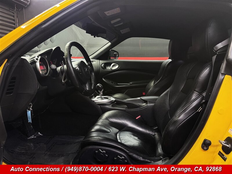 2009 Nissan 370Z Touring - Photo 6 - Orange, CA 92868