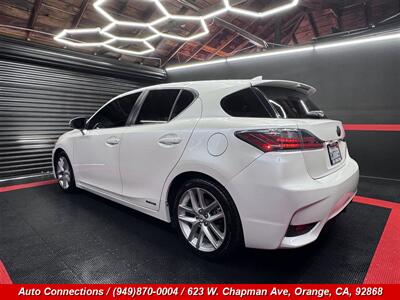 2016 Lexus CT 200h   - Photo 4 - Orange, CA 92868
