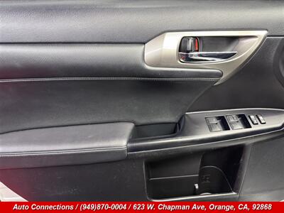 2016 Lexus CT 200h   - Photo 20 - Orange, CA 92868
