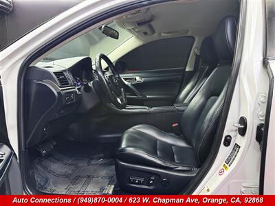 2016 Lexus CT 200h   - Photo 6 - Orange, CA 92868