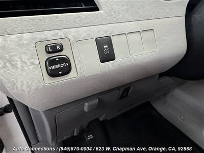 2013 Toyota Sienna SE 8-Passenger   - Photo 24 - Orange, CA 92868