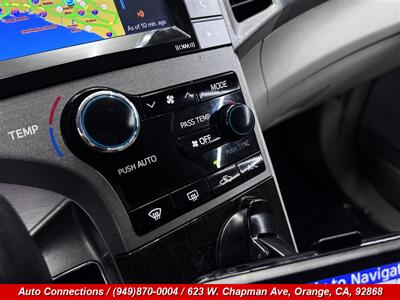 2015 Toyota Venza LE   - Photo 16 - Orange, CA 92868