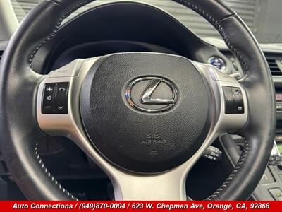 2012 Lexus CT 200h - Photo 13 - Orange, CA 92868