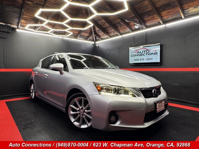 2012 Lexus CT 200h   - Photo 1 - Orange, CA 92868