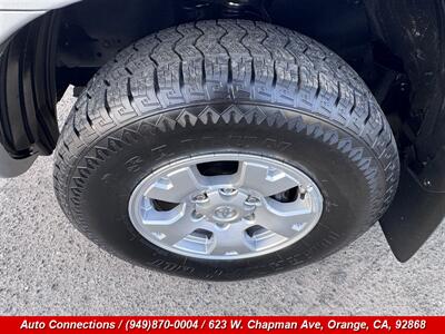 2007 Toyota Tacoma PreRunner V6 - Photo 29 - Orange, CA 92868