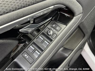 2021 Land Rover Range Rover Evoque S   - Photo 22 - Orange, CA 92868