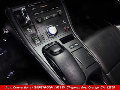 2012 Lexus CT 200h Premium   - Photo 14 - Orange, CA 92868