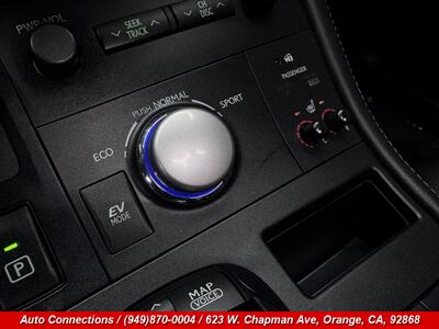 2012 Lexus CT 200h Premium   - Photo 16 - Orange, CA 92868