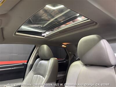 2006 Chrysler 300C   - Photo 21 - Orange, CA 92868
