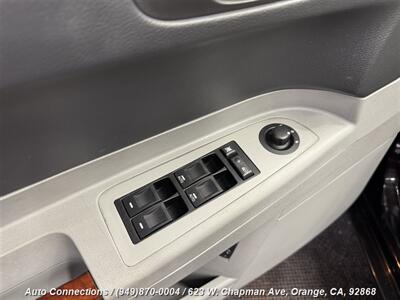 2006 Chrysler 300C   - Photo 24 - Orange, CA 92868