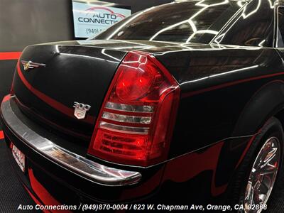 2006 Chrysler 300C   - Photo 38 - Orange, CA 92868
