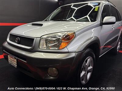 2005 Toyota RAV4   - Photo 26 - Orange, CA 92868