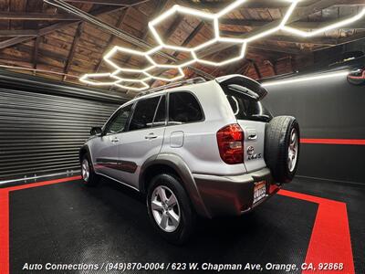 2005 Toyota RAV4   - Photo 4 - Orange, CA 92868