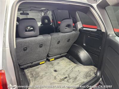 2005 Toyota RAV4   - Photo 22 - Orange, CA 92868