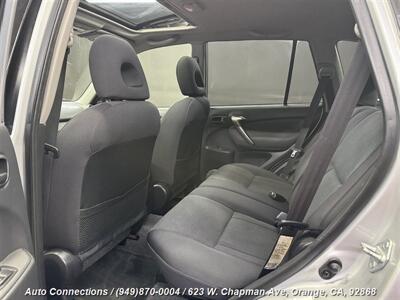 2005 Toyota RAV4   - Photo 9 - Orange, CA 92868