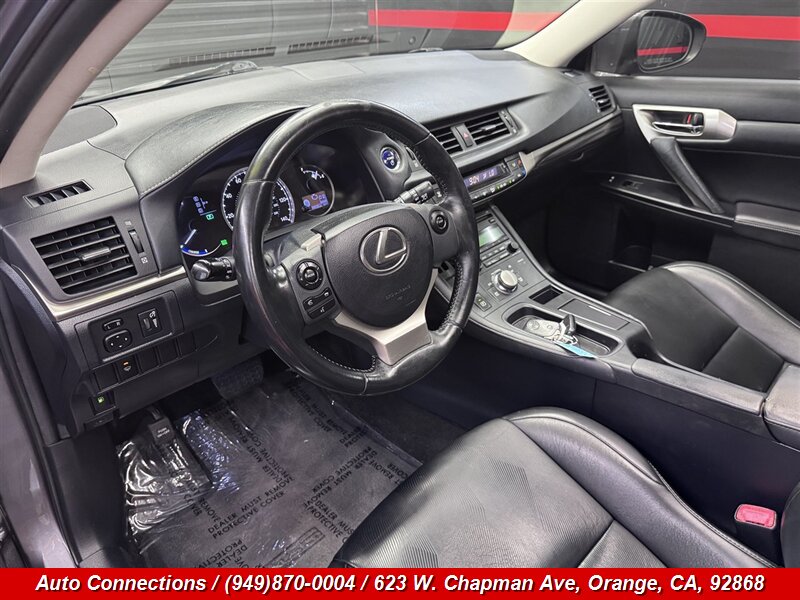 2015 Lexus CT 200h - Photo 11 - Orange, CA 92868