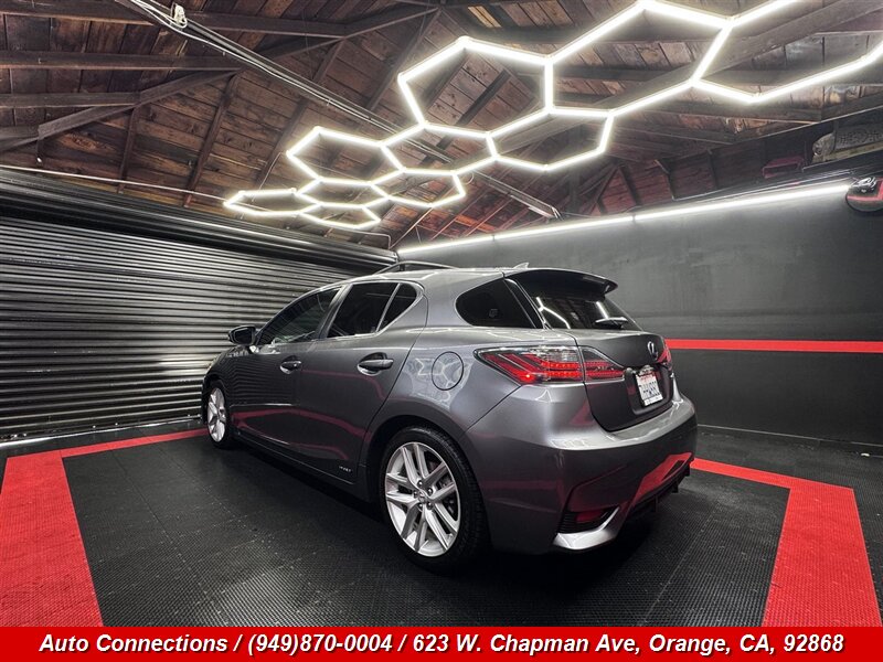 2015 Lexus CT 200h - Photo 4 - Orange, CA 92868