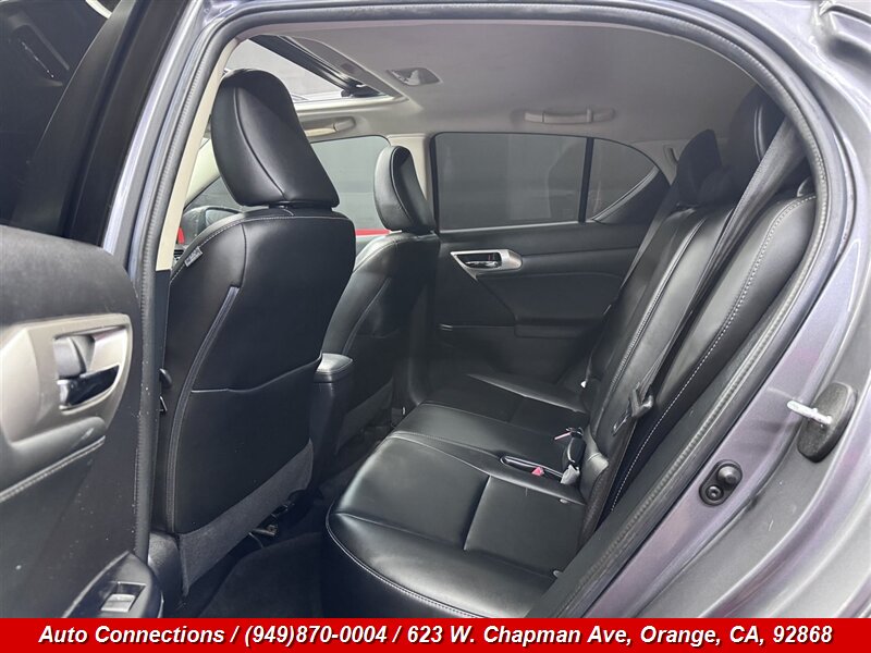 2015 Lexus CT 200h - Photo 9 - Orange, CA 92868