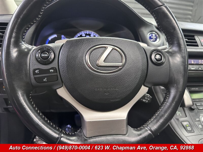 2015 Lexus CT 200h - Photo 13 - Orange, CA 92868