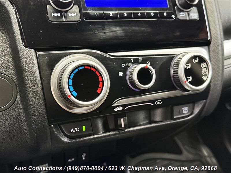 2016 Honda Fit LX photo 14