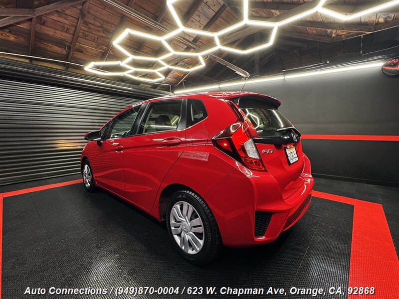 2016 Honda Fit LX photo 4