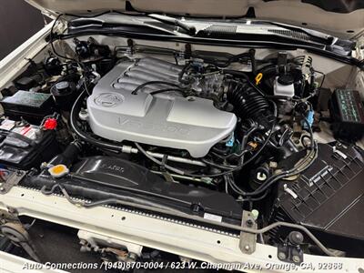 2001 Nissan Pathfinder SE   - Photo 21 - Orange, CA 92868