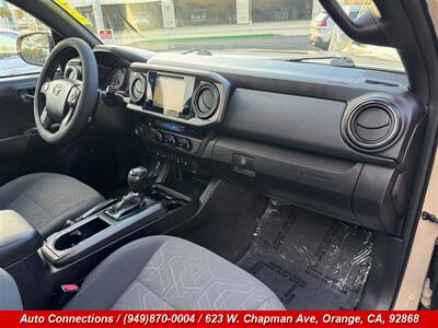 2016 Toyota Tacoma TRD Off-Road   - Photo 10 - Orange, CA 92868