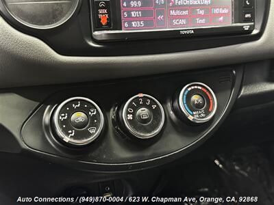 2015 Toyota Yaris 5-Door LE   - Photo 15 - Orange, CA 92868