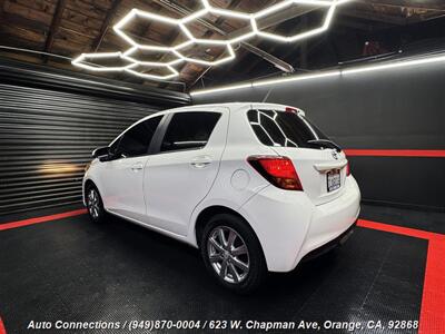 2015 Toyota Yaris 5-Door LE   - Photo 4 - Orange, CA 92868