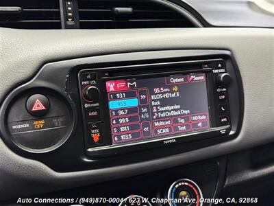 2015 Toyota Yaris 5-Door LE   - Photo 16 - Orange, CA 92868