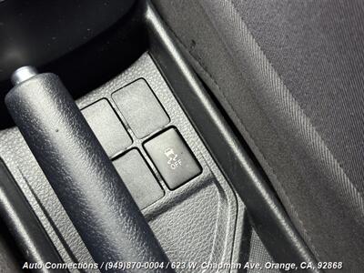 2015 Toyota Yaris 5-Door LE   - Photo 14 - Orange, CA 92868