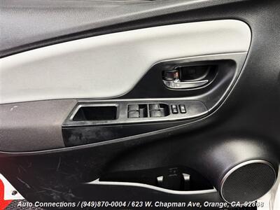 2015 Toyota Yaris 5-Door LE   - Photo 18 - Orange, CA 92868