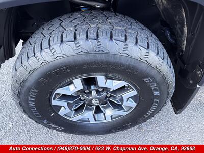 2017 Toyota Tacoma TRD Off-Road   - Photo 42 - Orange, CA 92868