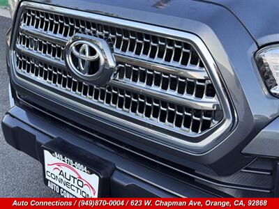 2017 Toyota Tacoma TRD Off-Road   - Photo 38 - Orange, CA 92868