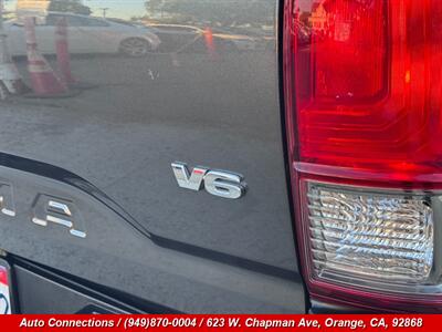 2017 Toyota Tacoma TRD Off-Road   - Photo 32 - Orange, CA 92868