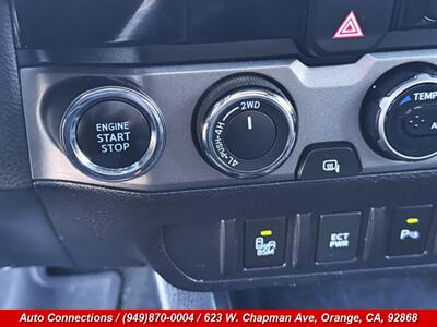 2017 Toyota Tacoma TRD Off-Road   - Photo 16 - Orange, CA 92868