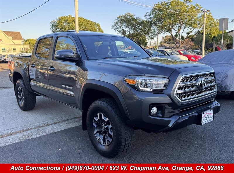2017 Toyota Tacoma TRD Off-Road   - Photo 1 - Orange, CA 92868
