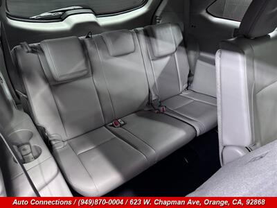2016 Toyota Highlander XLE   - Photo 10 - Orange, CA 92868