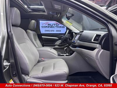 2016 Toyota Highlander XLE   - Photo 7 - Orange, CA 92868
