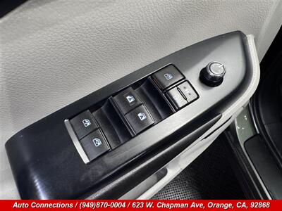 2016 Toyota Highlander XLE   - Photo 26 - Orange, CA 92868