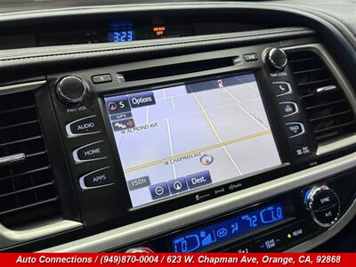 2016 Toyota Highlander XLE   - Photo 21 - Orange, CA 92868