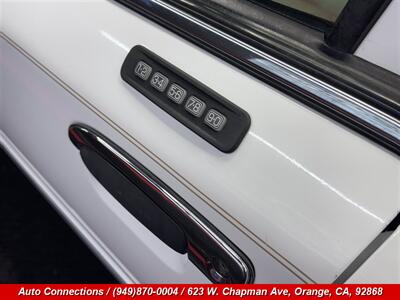 2005 Mercury Grand Marquis LS Premium - Photo 24 - Orange, CA 92868