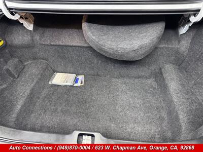 2005 Mercury Grand Marquis LS Premium - Photo 22 - Orange, CA 92868