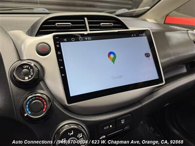 2013 Honda Fit Sport   - Photo 20 - Orange, CA 92868