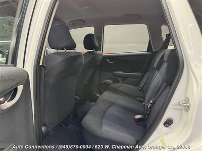 2013 Honda Fit Sport   - Photo 9 - Orange, CA 92868
