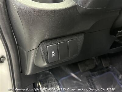 2013 Honda Fit Sport   - Photo 23 - Orange, CA 92868