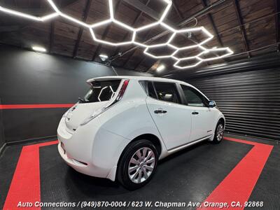 2013 Nissan LEAF S   - Photo 3 - Orange, CA 92868